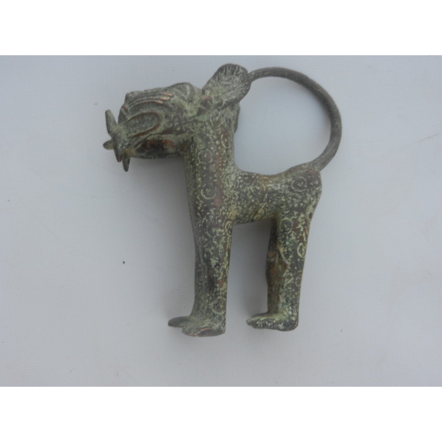 Edo Bronze Lion Figure – Authentic African Tribal Art, Nigeria