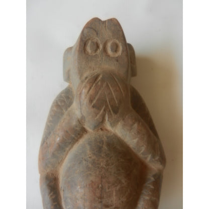 Mambila/Kaka Squatting Shrine Figure (Tadep)