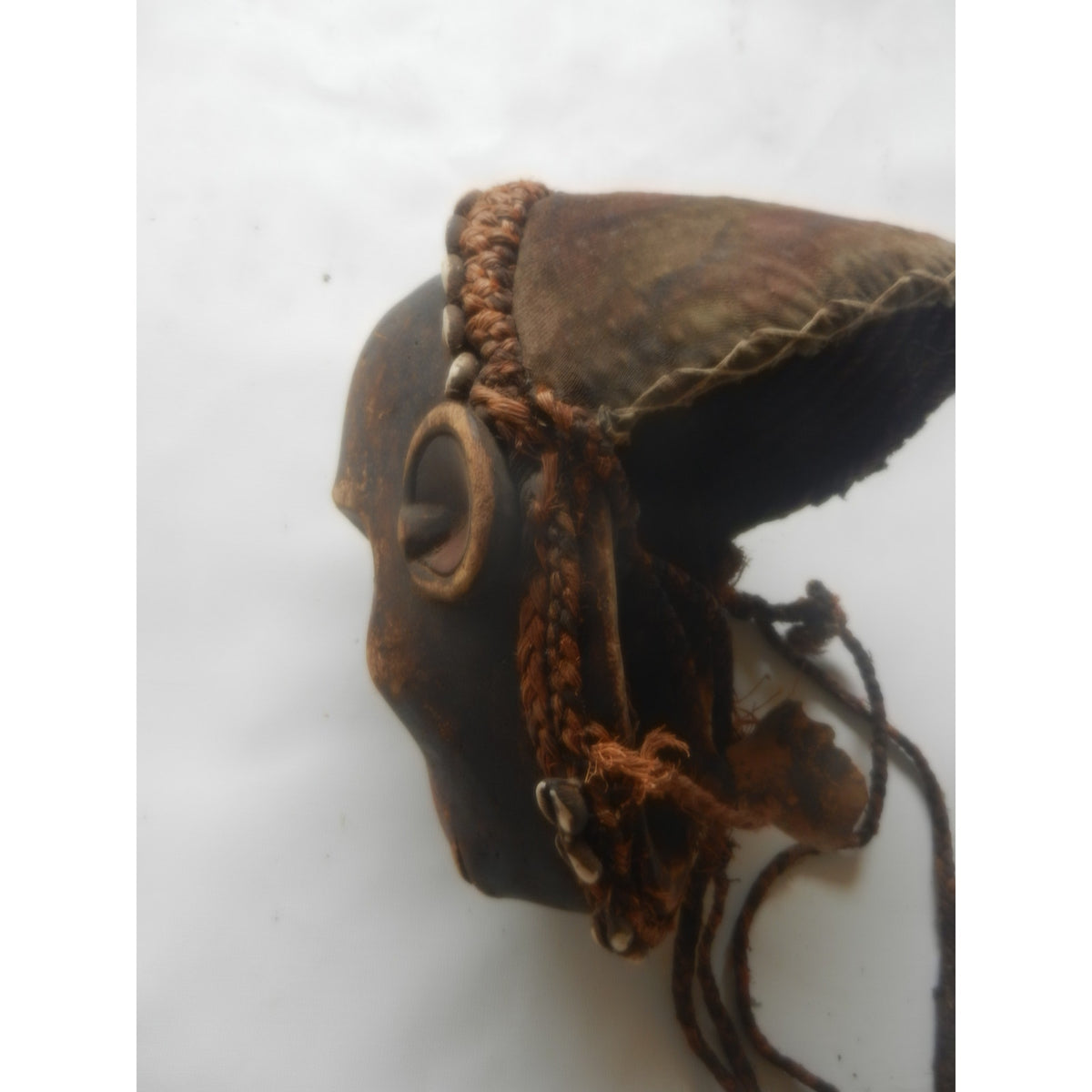 Pende Mbuya-Style Mask – Dr Congo, Carved Wood With Cowrie Shell Trim, 26 X 11 Cm