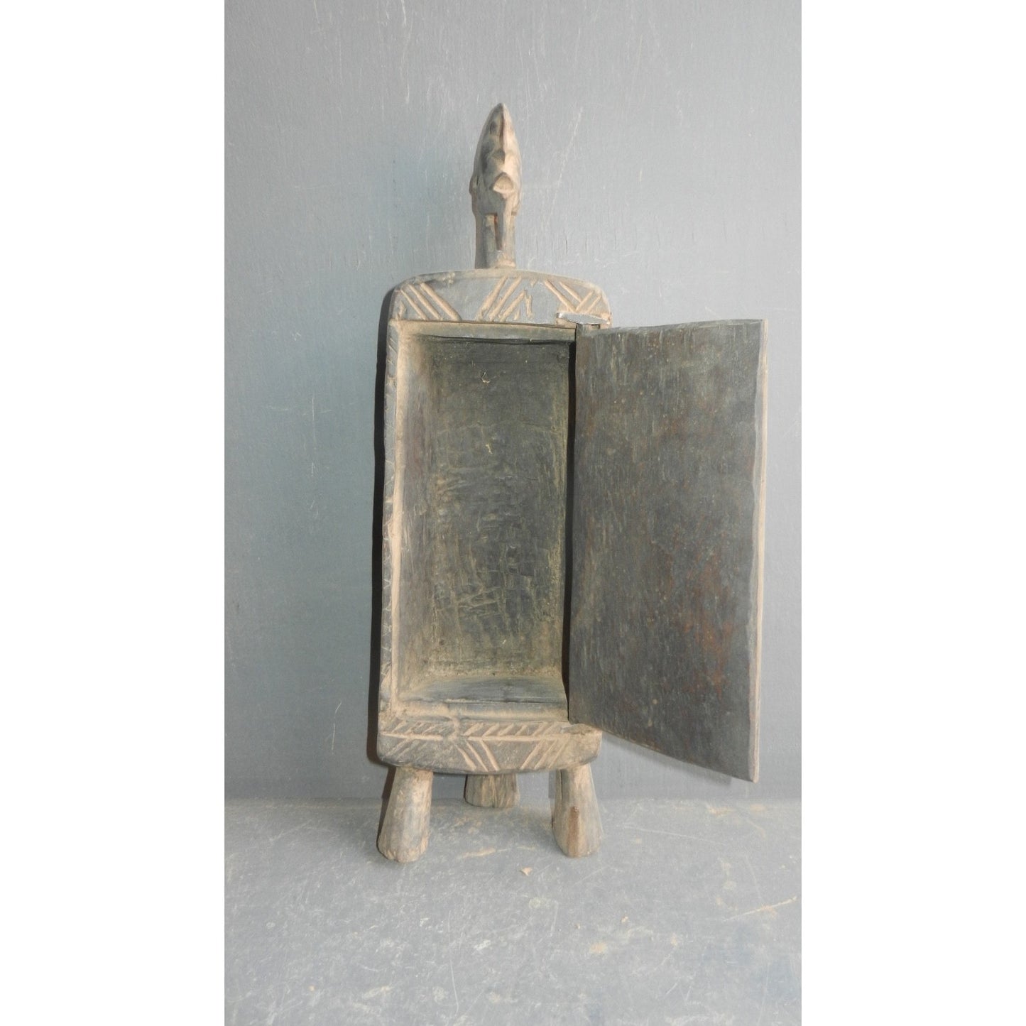 Dogon Tribal Chest - Mali - African Tribal Art - 42x15 cm