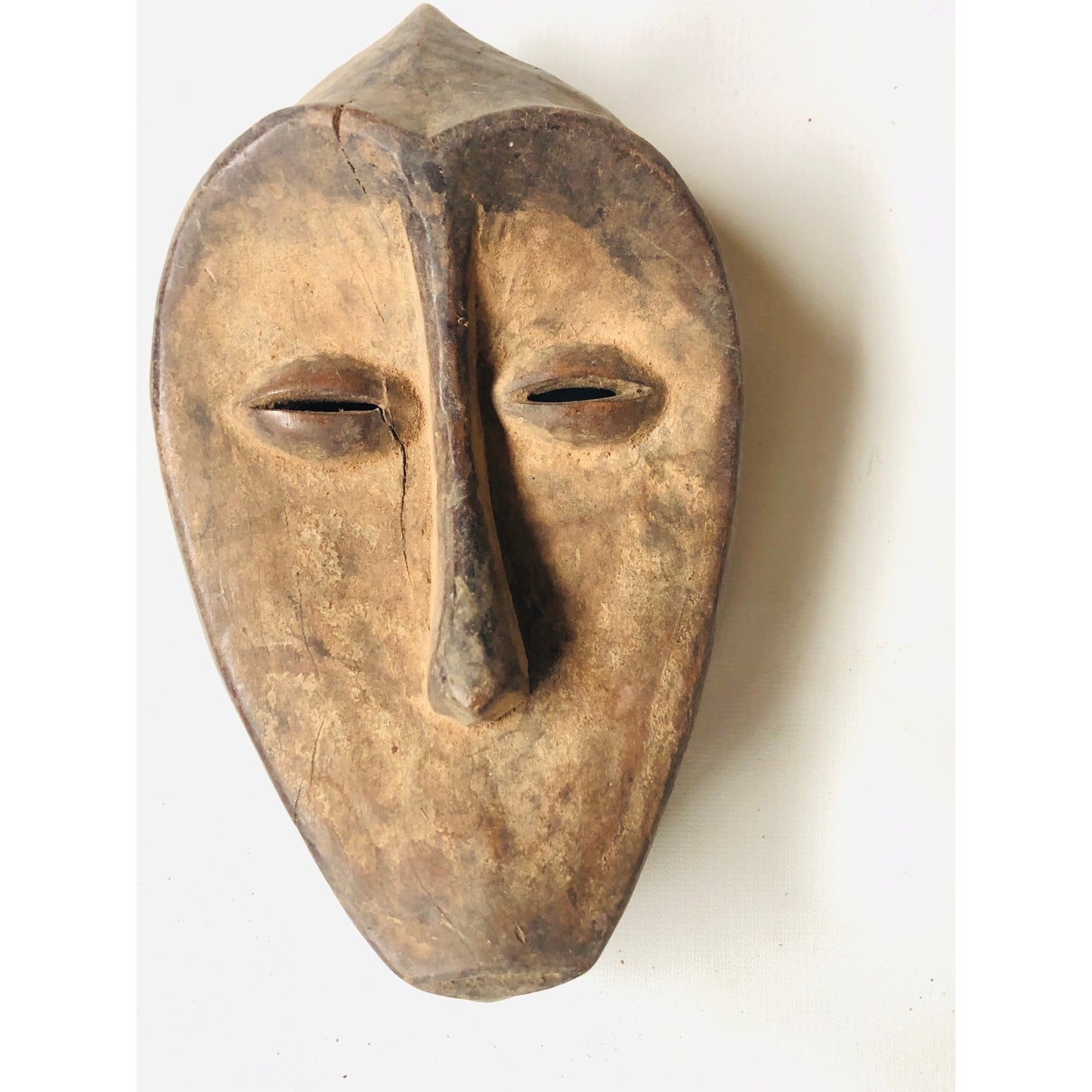 Minimalist Kwele Ekuk Forest Spirit Mask (Gabon/Congo) – 42 cm