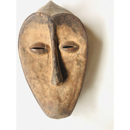 Minimalist Kwele Ekuk Forest Spirit Mask (Gabon/Congo) – 42 cm