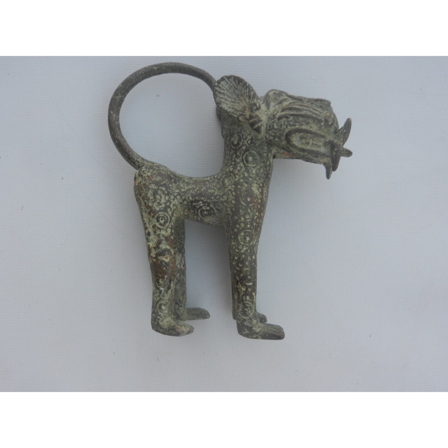 Edo Bronze Lion Figure – Authentic African Tribal Art, Nigeria